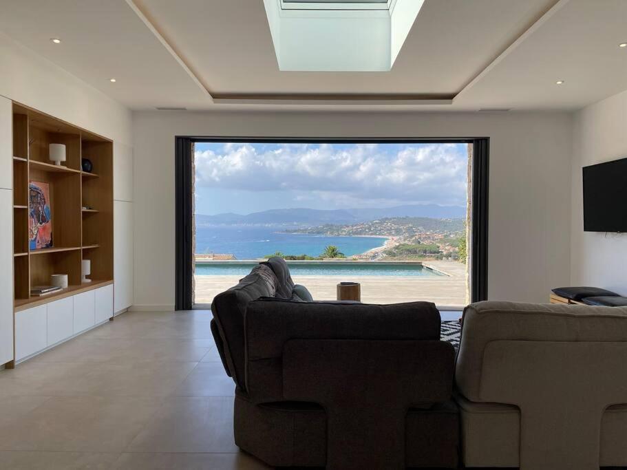 Pietrosella Villa Alandra מראה חיצוני תמונה