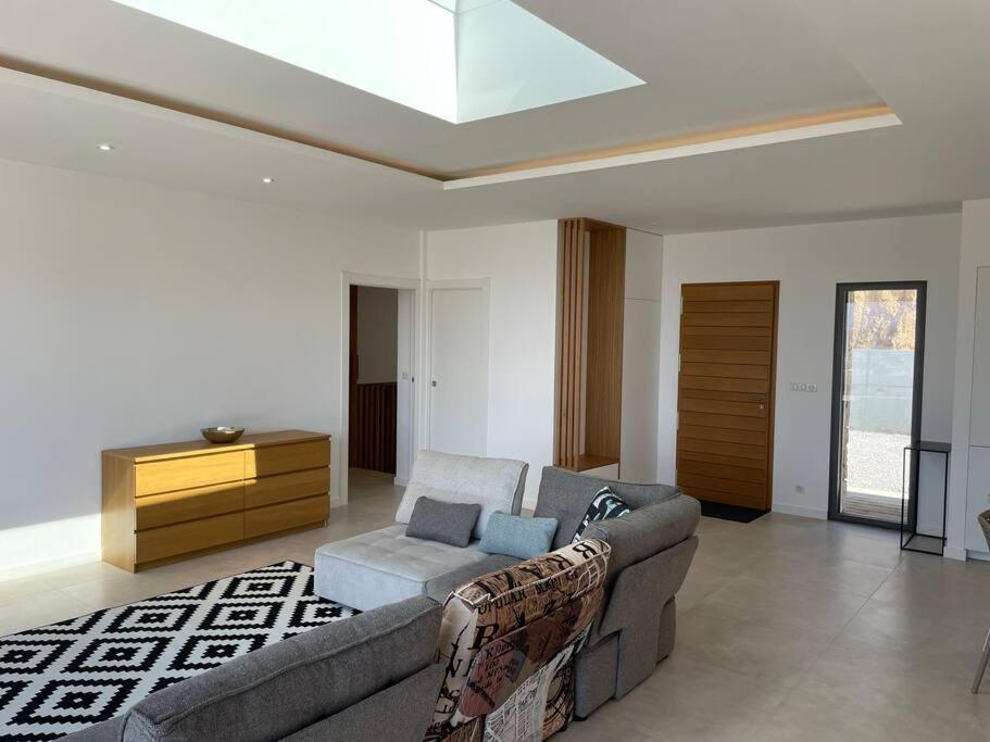 Pietrosella Villa Alandra מראה חיצוני תמונה